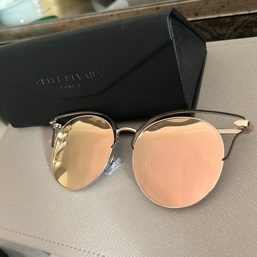 Prive Revaux sunglasses: The Heatbreaker